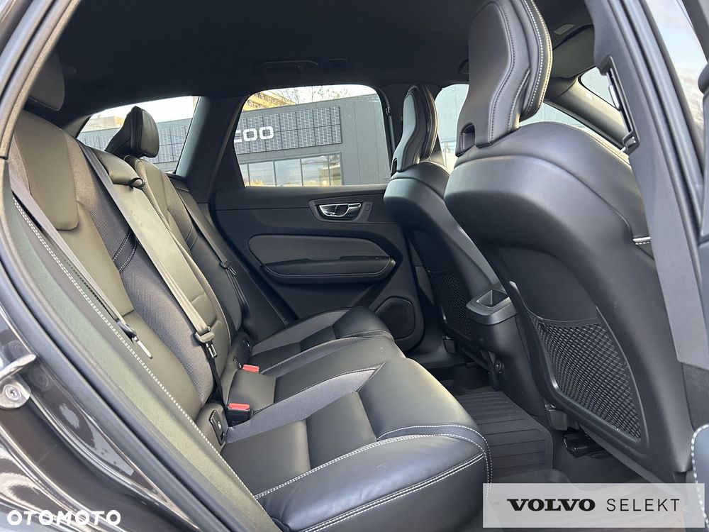 Volvo XC 60 - 25