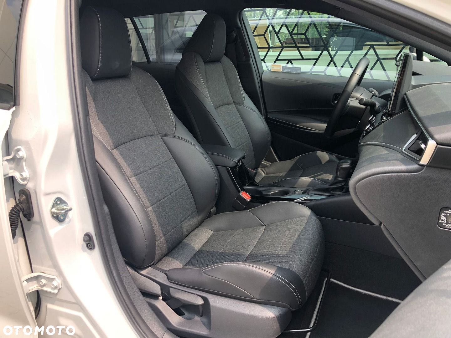 Toyota Corolla - 26