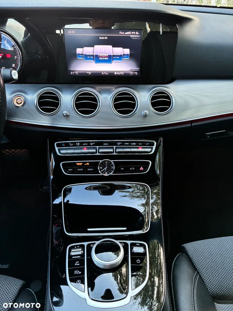 Mercedes-Benz Klasa E 200 9G-TRONIC Avantgarde - 16