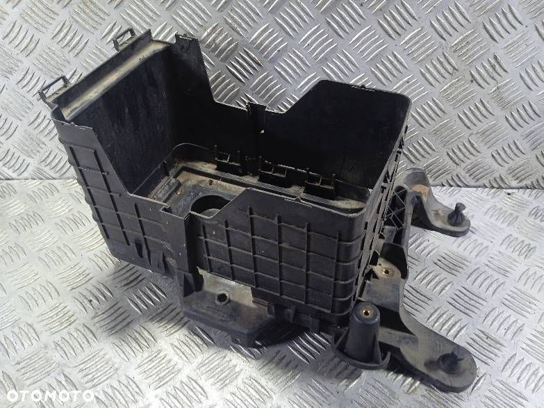 PODSTAWA AKUMULATORA VOLKSWAGEN PASSAT B6 1K0915335C - 2