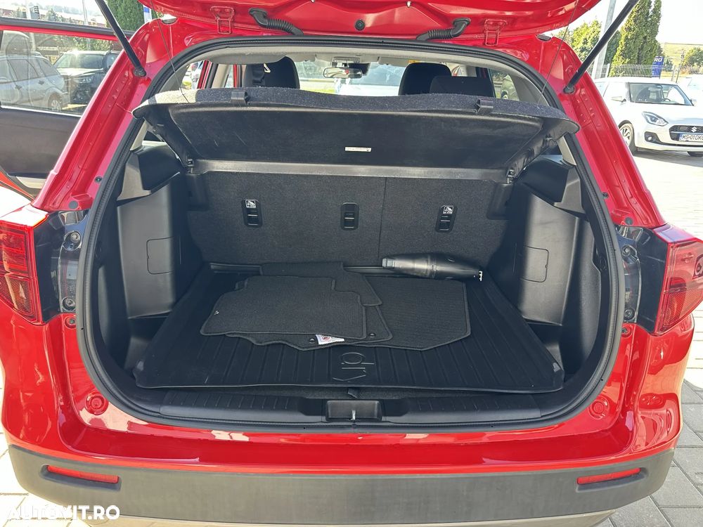 Suzuki Vitara 1.4 Boosterjet MHEV Passion - 15