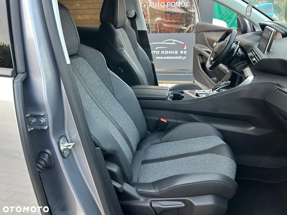 Peugeot 3008 PureTech 130 Stop & Start GPF EAT8 Active Business-Paket - 22