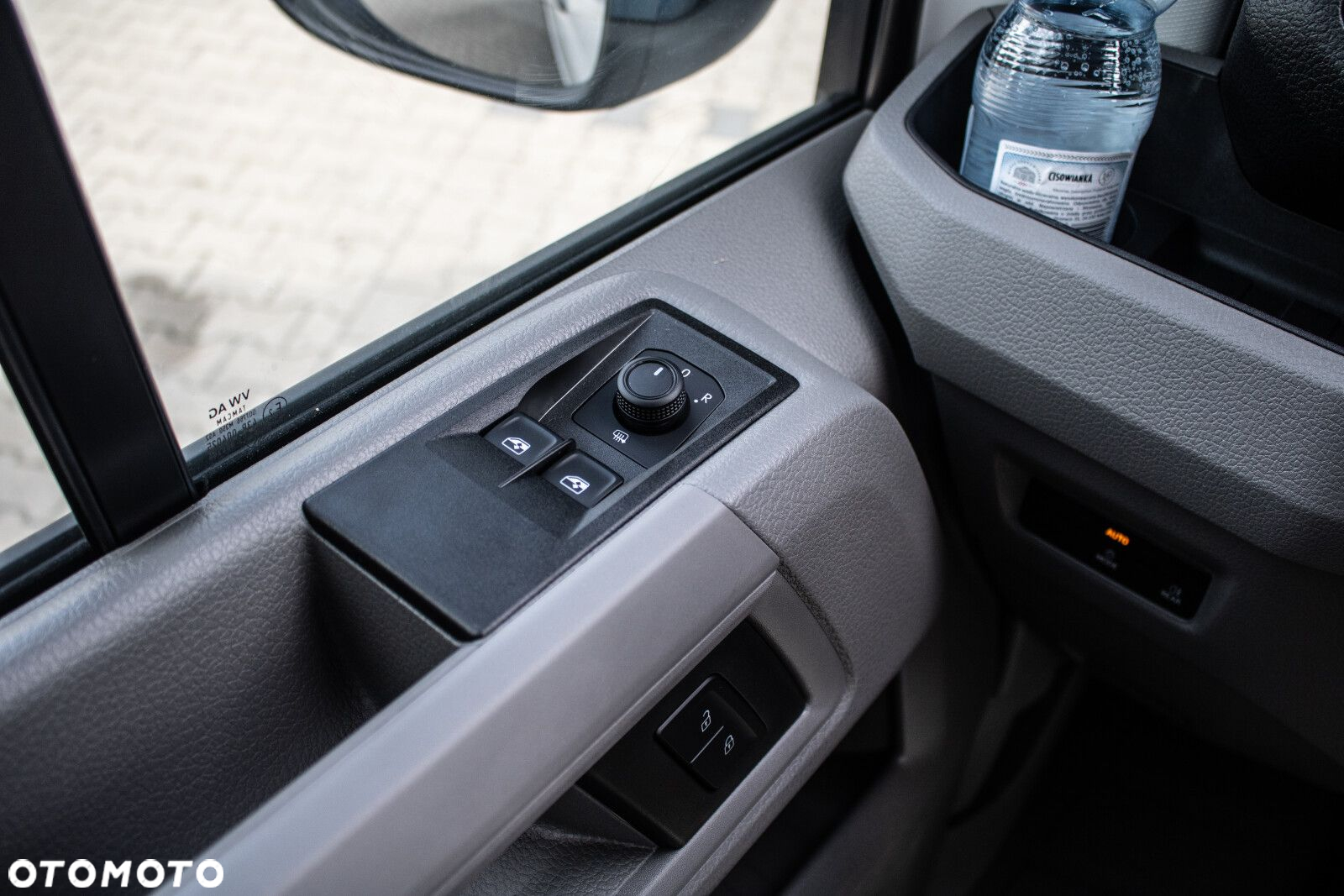 Volkswagen Crafter 35 2.0 TDI 177 KM L4H3 - 10