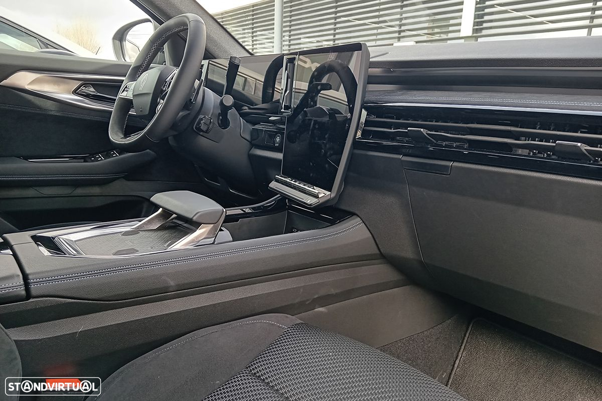 Renault Austral 1.3 Mild Hybrid Techno - 9