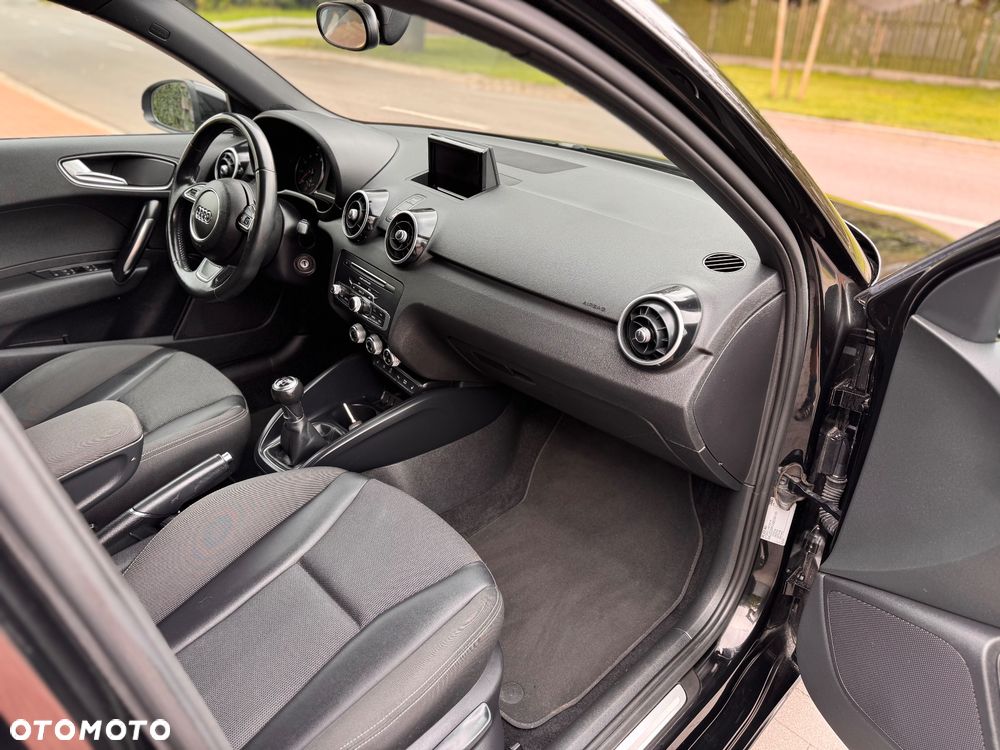 Audi A1 Sportback 1.4 TFSI Design - 21
