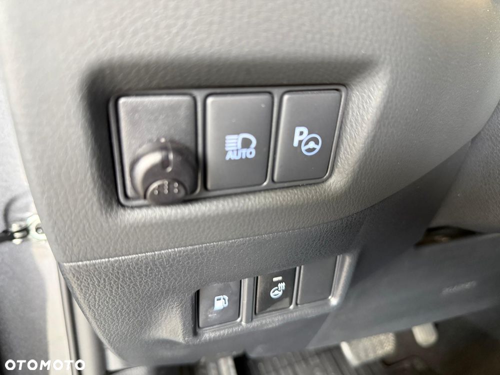 Toyota C-HR 2.0 Hybrid Executive - 16