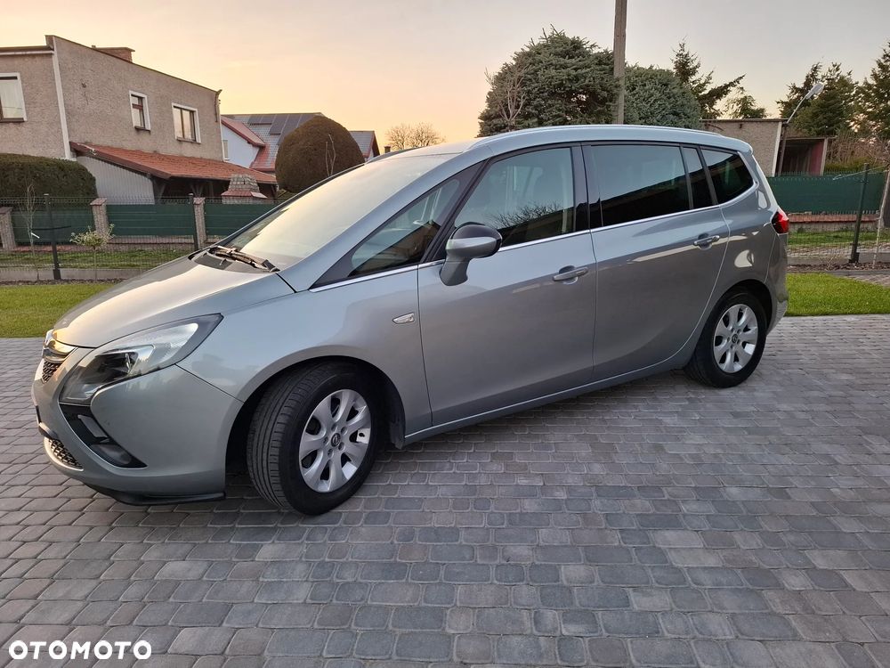 Opel Zafira 2.0 CDTI Enjoy - 22