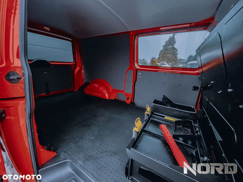 Volkswagen Transporter T6.1 4MOTION DSG 4x4 - 18