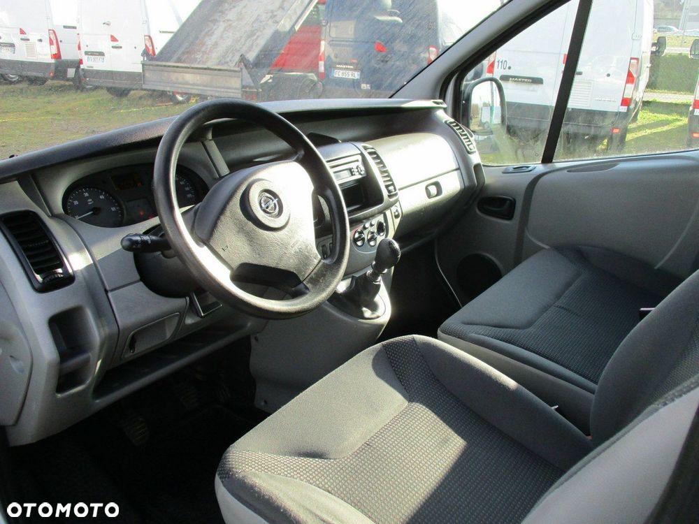 Opel Vivaro - 5