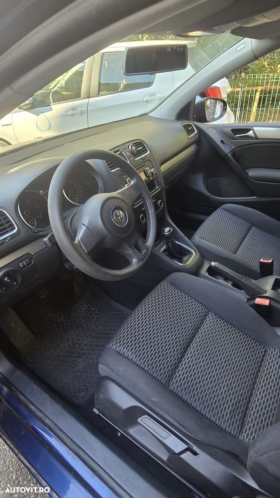 Volkswagen Golf 1.6 TDI DPF Trendline - 10