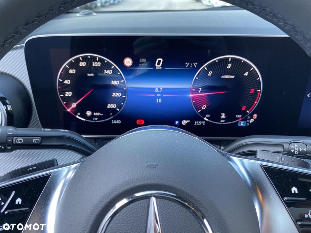 Mercedes-Benz Klasa V - 17