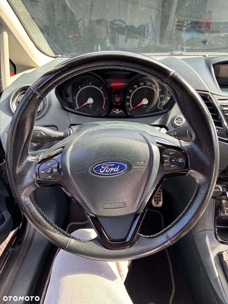 Ford Fiesta - 7