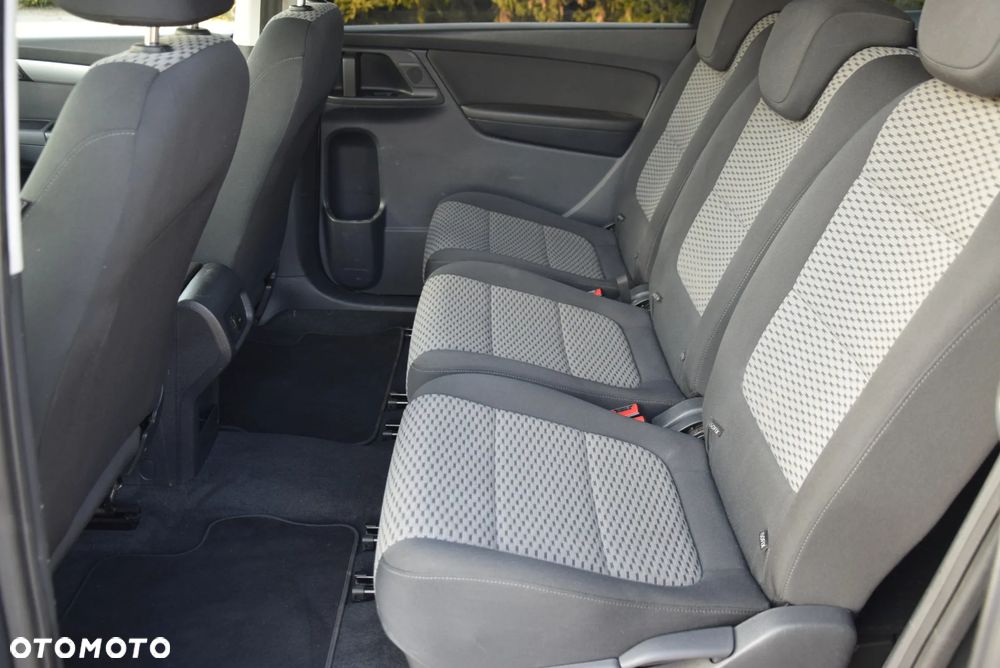 Volkswagen Sharan - 24