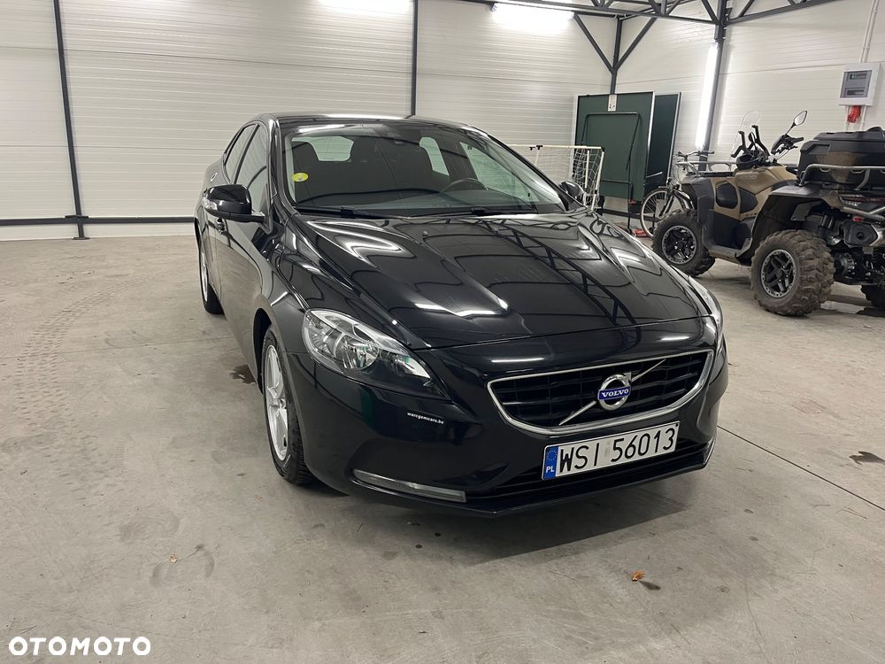 Volvo V40 D2 Momentum - 9