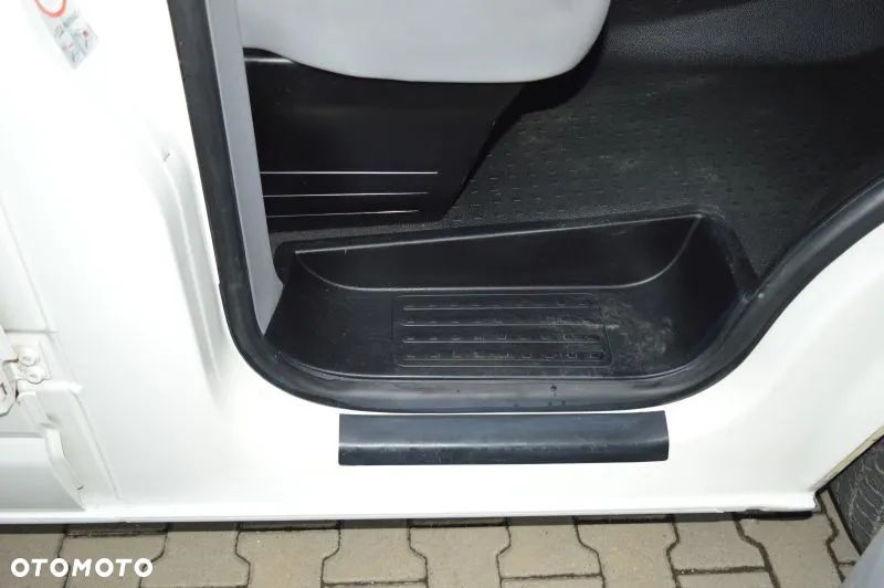 Volkswagen TRANSPORTER - 25