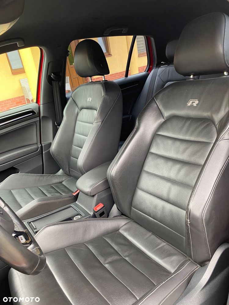 Volkswagen Golf - 7
