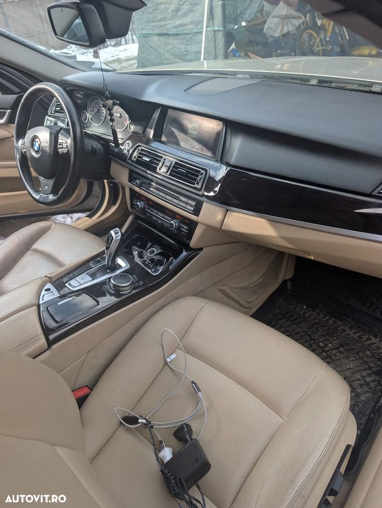 BMW Seria 5 520d - 8
