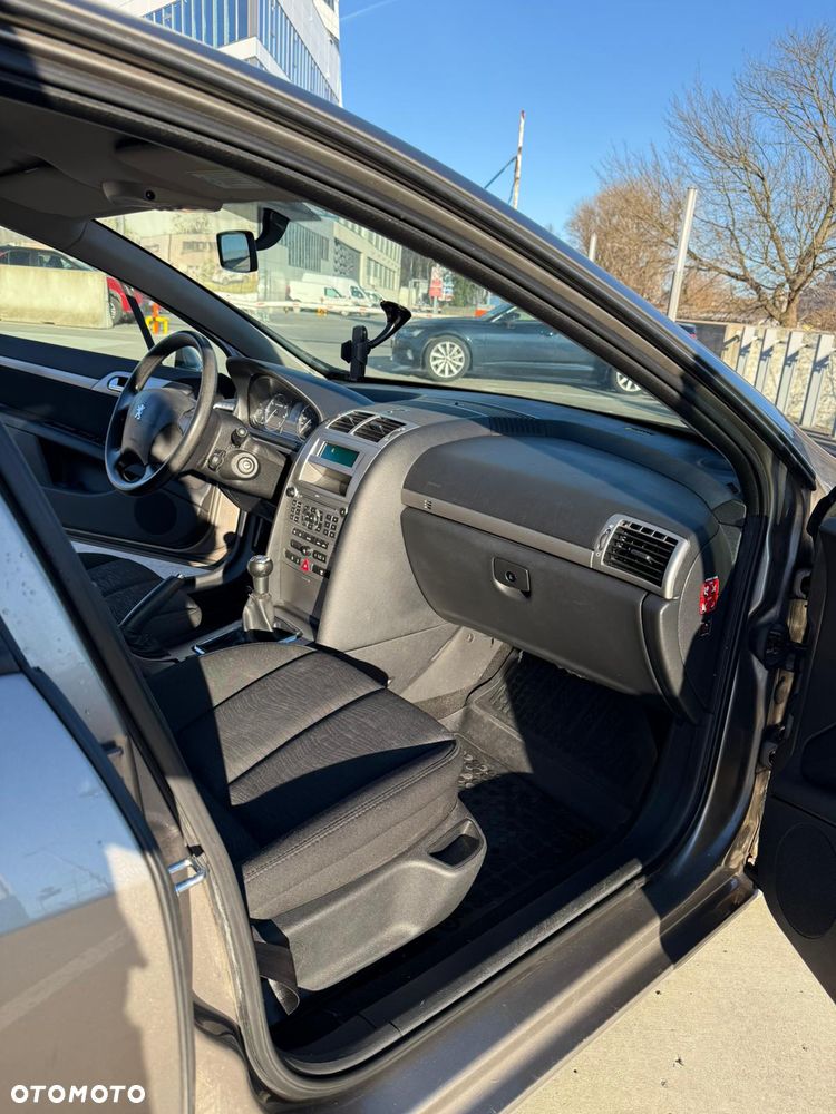 Peugeot 407 1.8 Presence - 3
