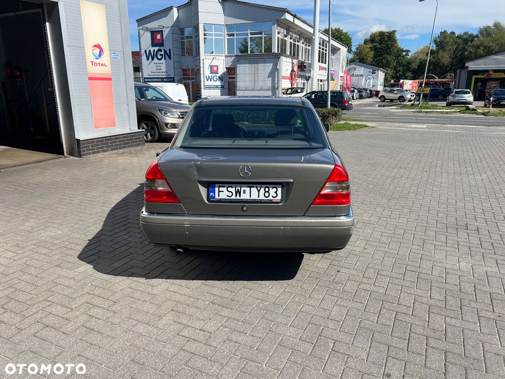 Mercedes-Benz Klasa C - 4