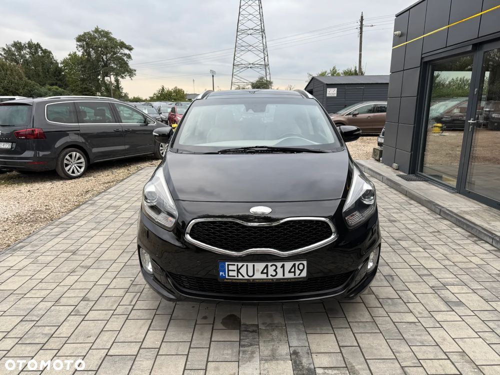 Kia Carens 1.6 GDI M - 11