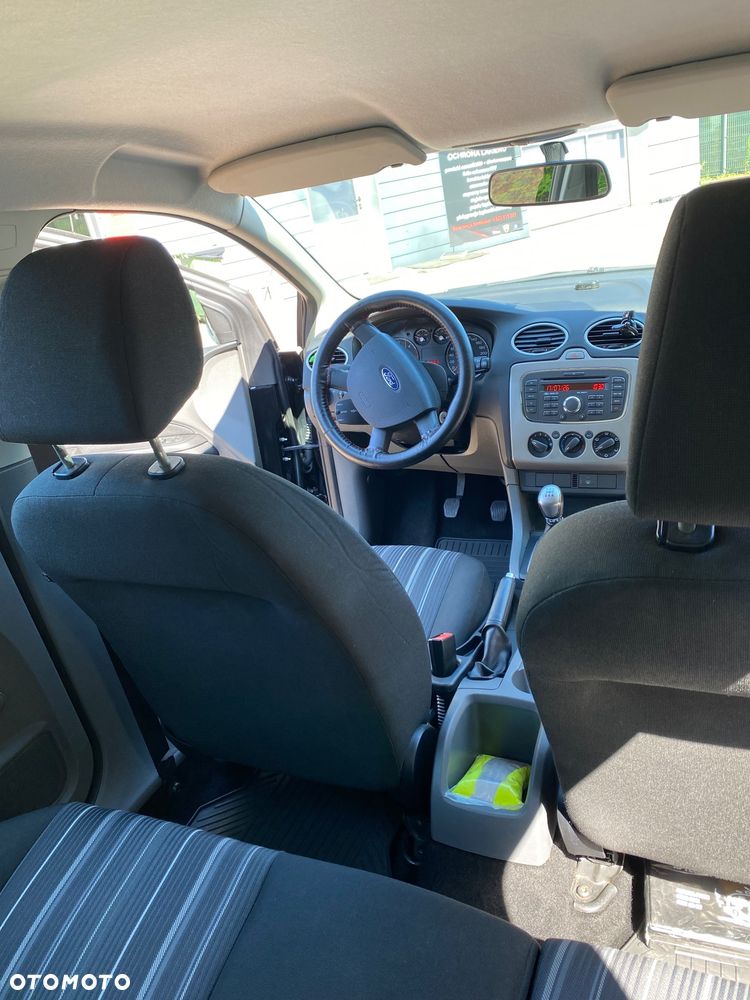 Ford Focus 1.6 TDCi Amber X - 12