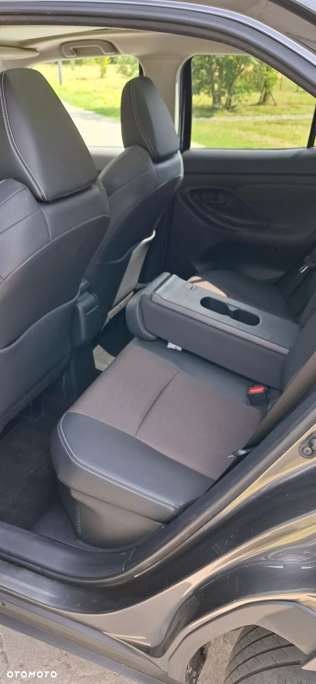 Toyota Yaris Cross Hybrid 1.5 Executive - 27