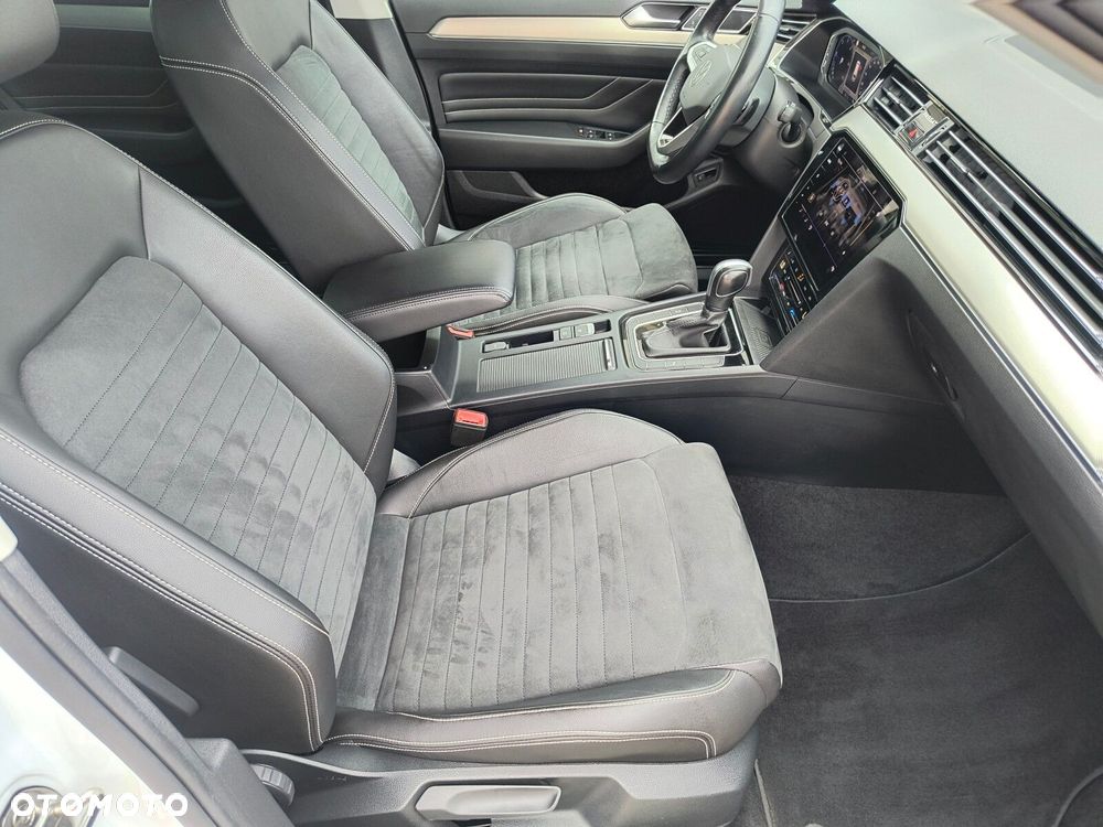 Volkswagen Passat - 16