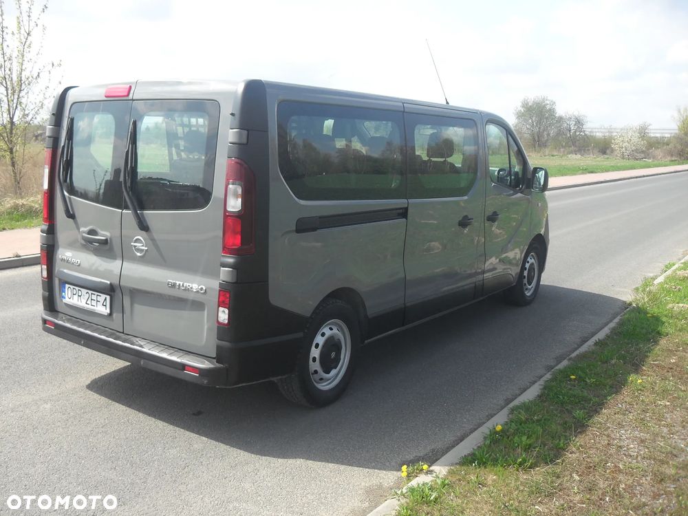Opel Vivaro - 5