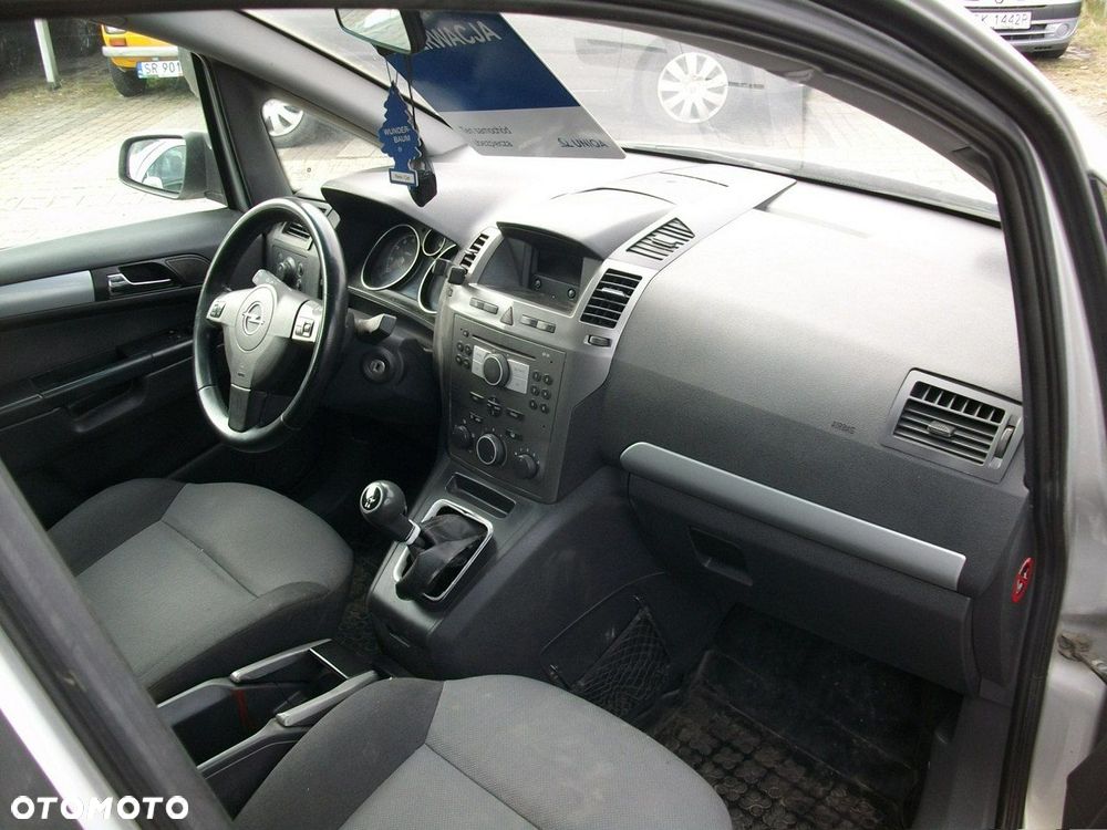 Opel Zafira - 6
