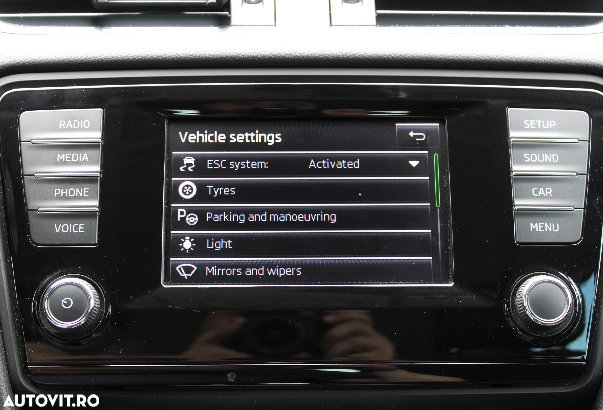 Skoda Octavia 2.0 TDI ELEGANCE DSG - 26