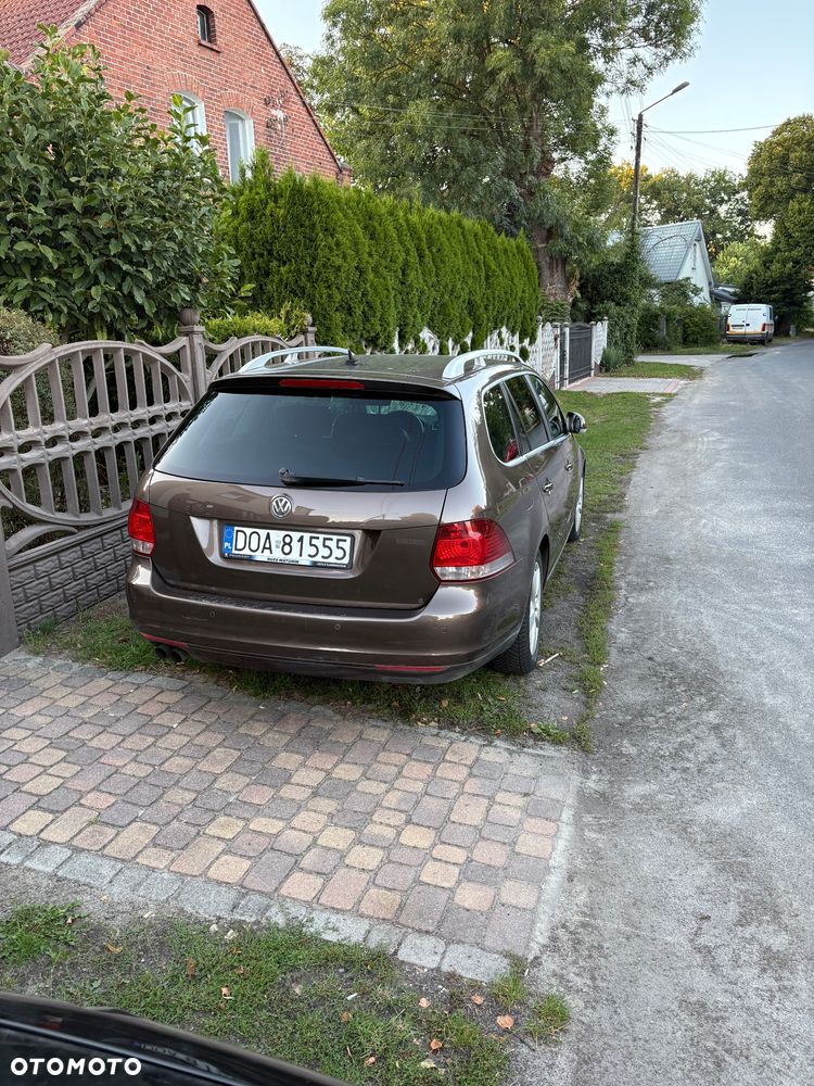 Volkswagen Golf - 2