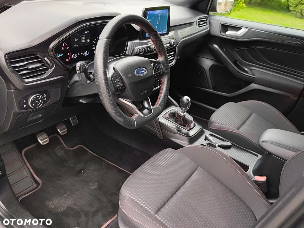 Ford Focus 1.0 EcoBoost ST-Line Black ASS - 30
