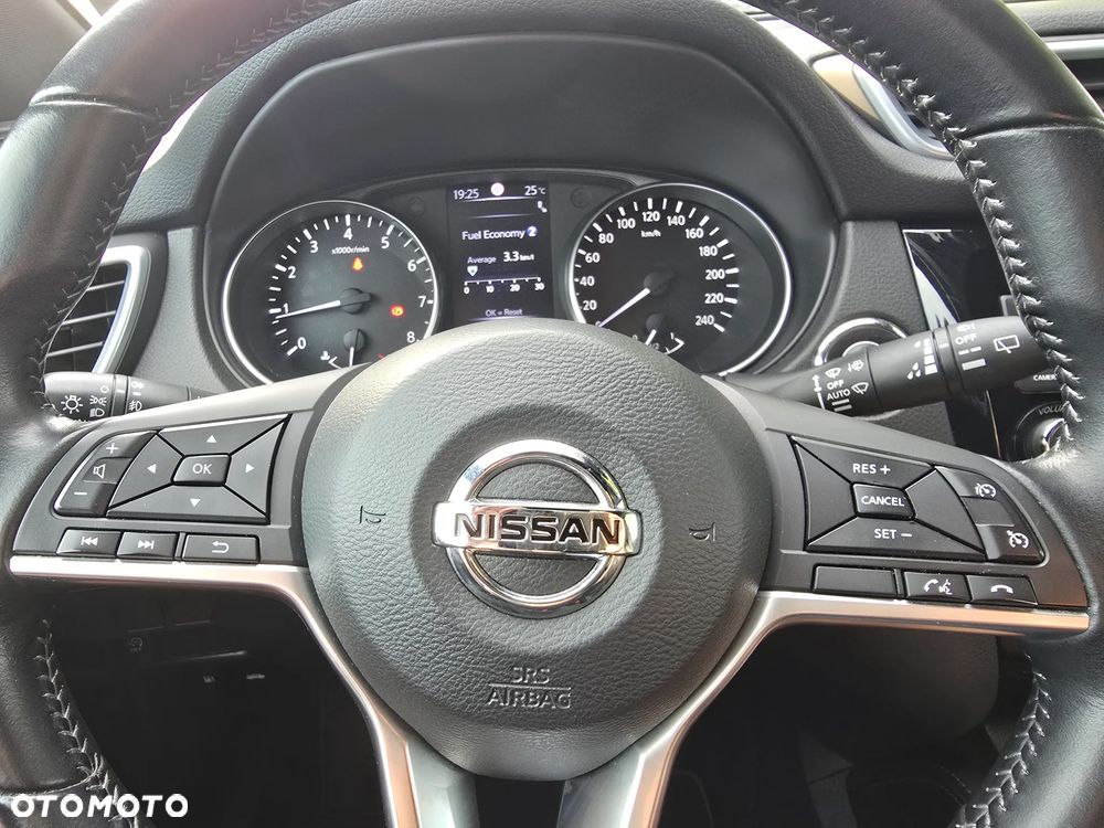 Nissan Qashqai 1.2 DIG-T Tekna+ - 27