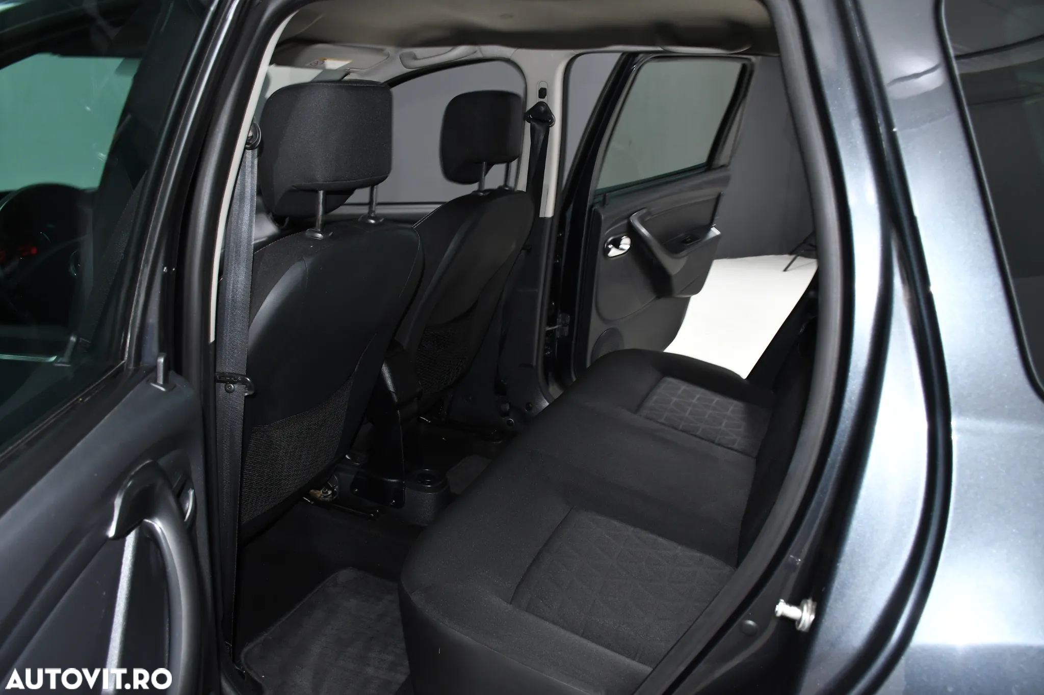 Dacia Duster 1.5 dCi 4x2 Laureate - 16
