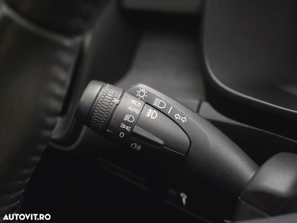 Volvo XC 40 D3 AWD Base - 32