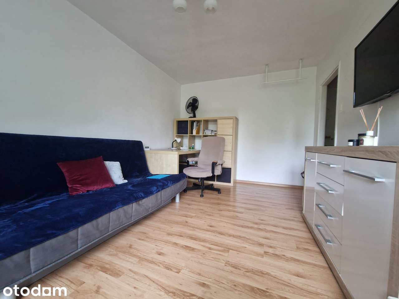 Bezpośrednio | 2 min do Metra | Balkon |31 m² z piwnicą | Księga Wiecz