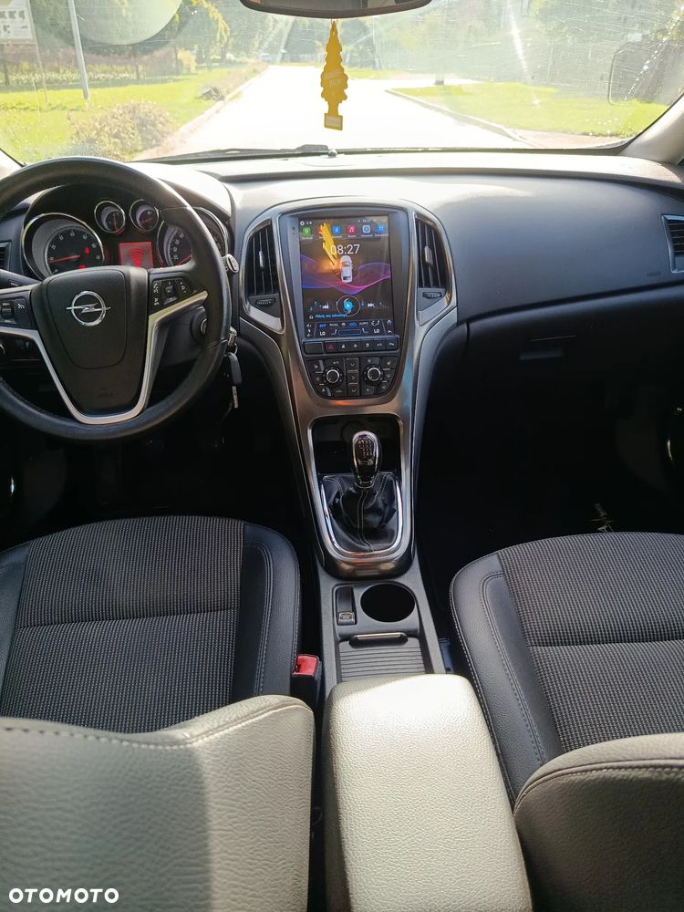 Opel Astra 1.4 T Cosmo - 12