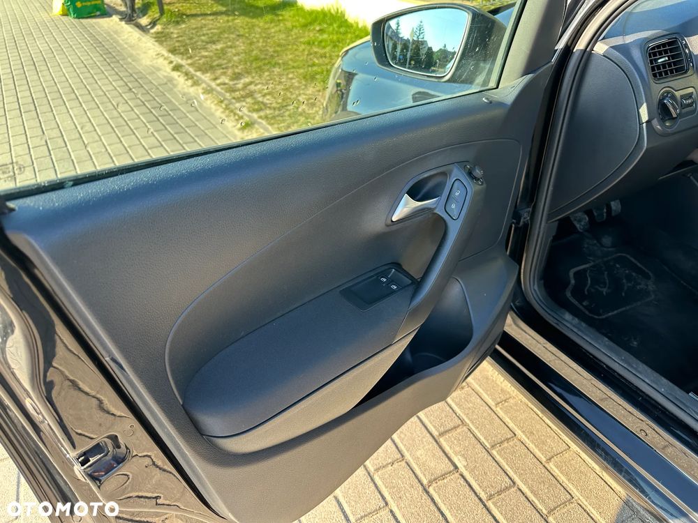 Volkswagen Polo - 15