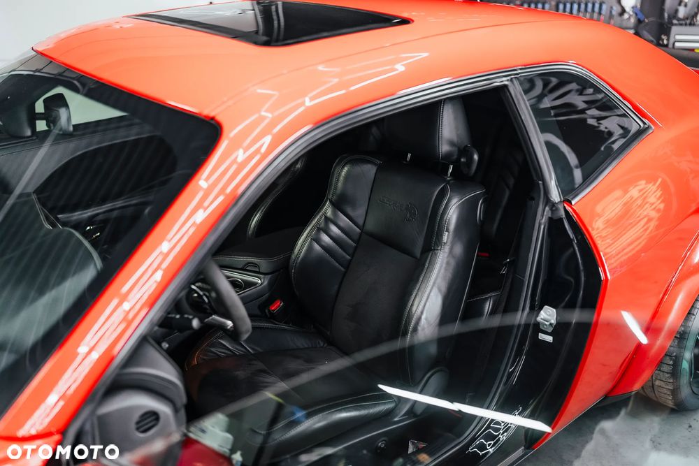 Dodge Challenger 6.2 Redeye Widebody - 28