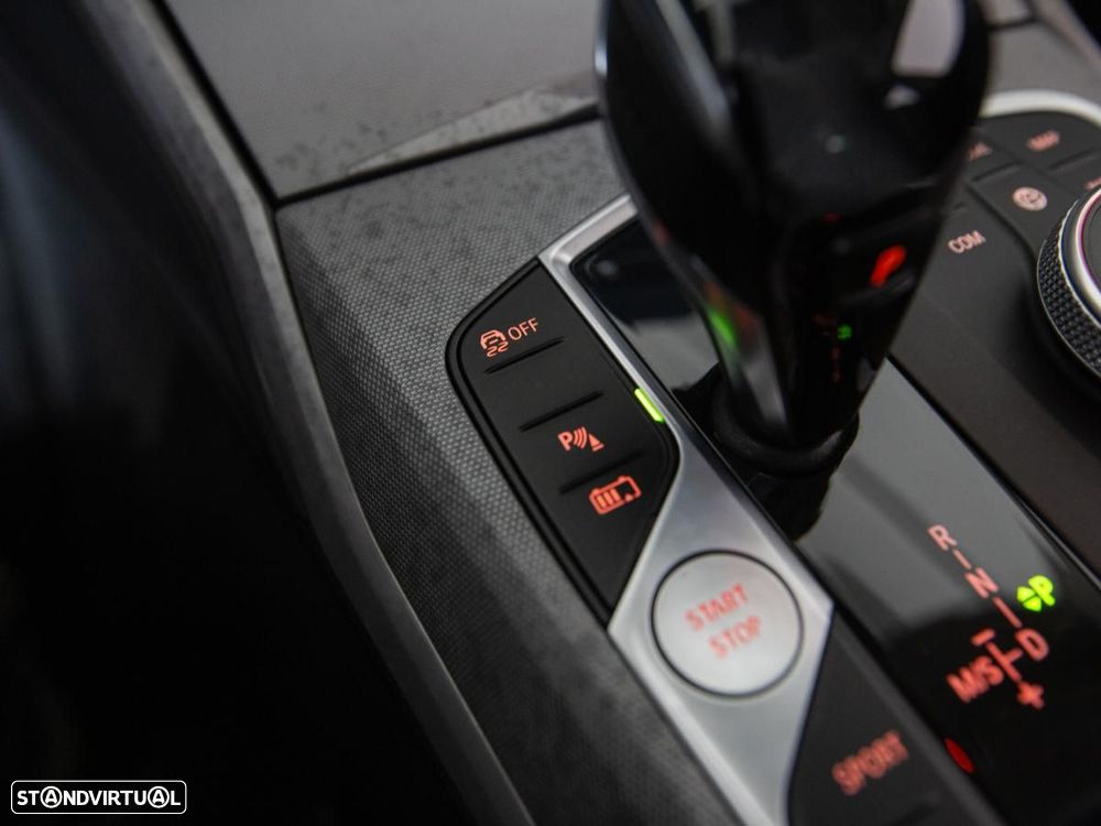 BMW 330 e Touring Corporate Edition Auto - 20