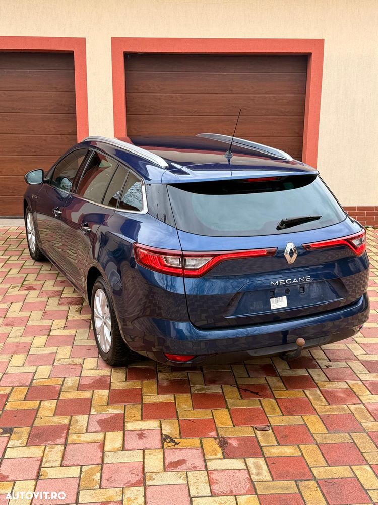 Renault Megane Grandtour TCe 140 GPF LIMITED - 3