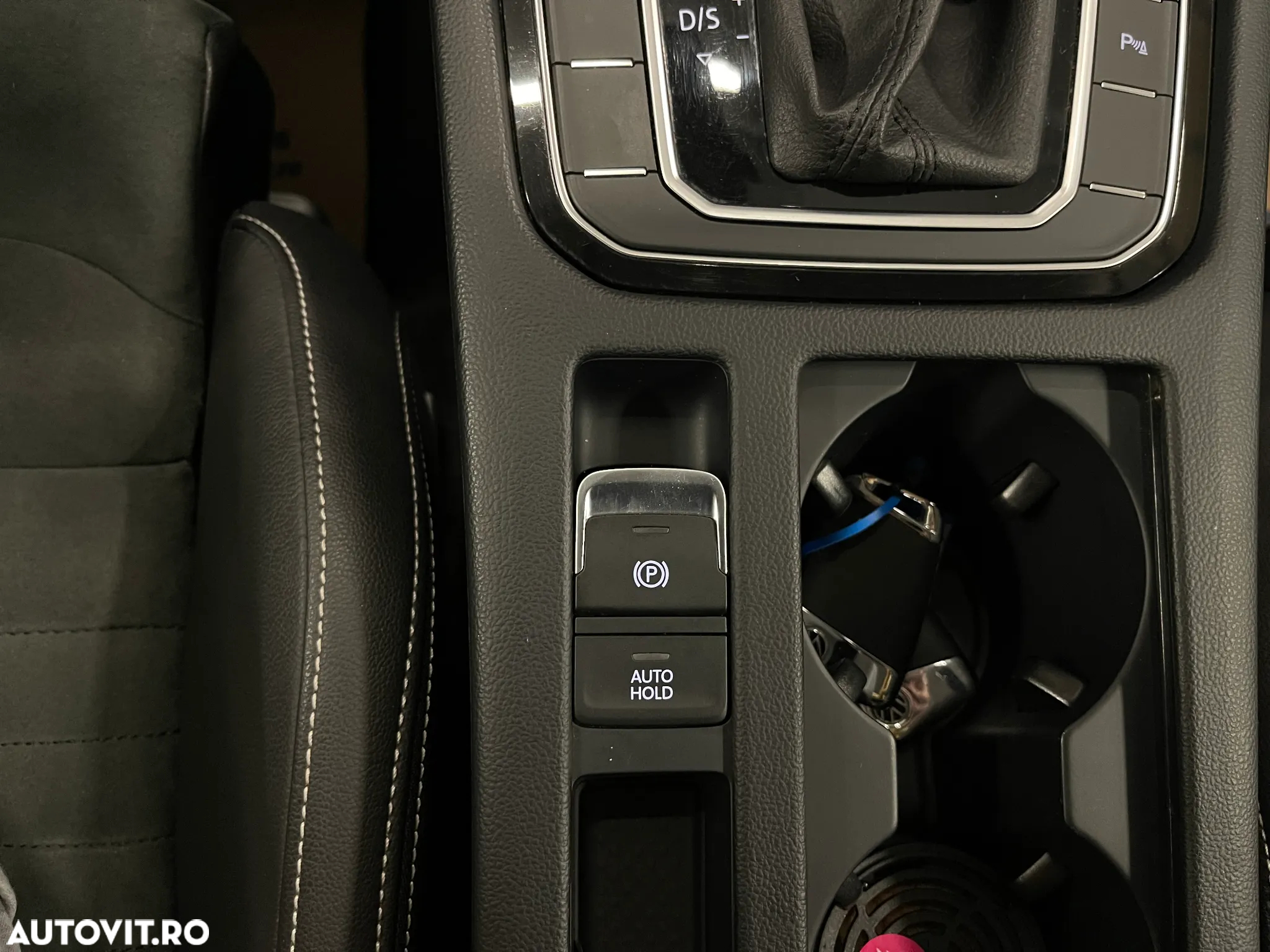 Volkswagen Passat 2.0 TDI DSG Highline - 25