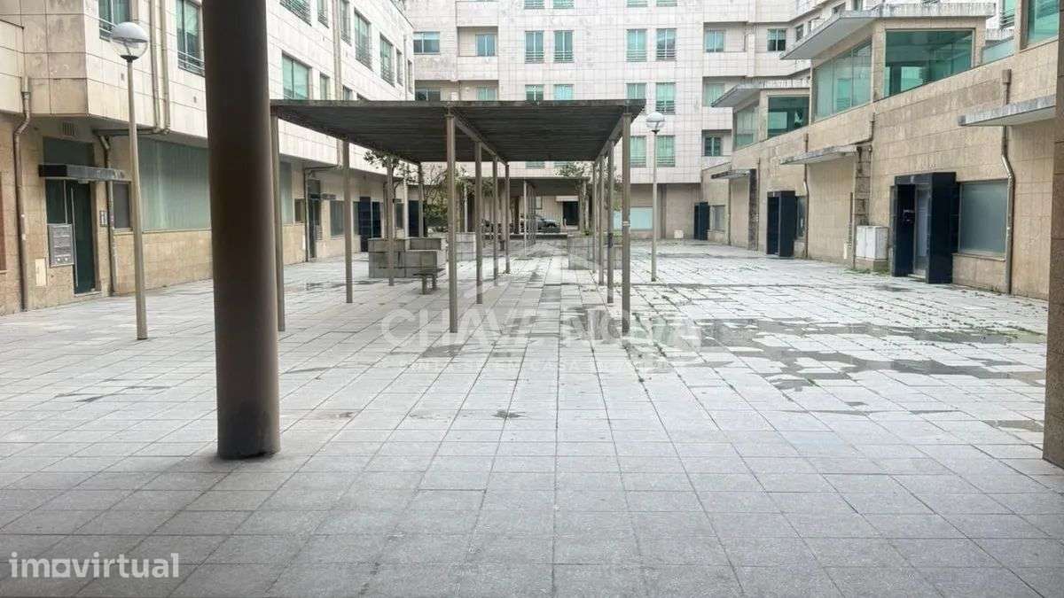 Apartamento T2 com Garagem Box em Espinho - Grande imagem: 5/21