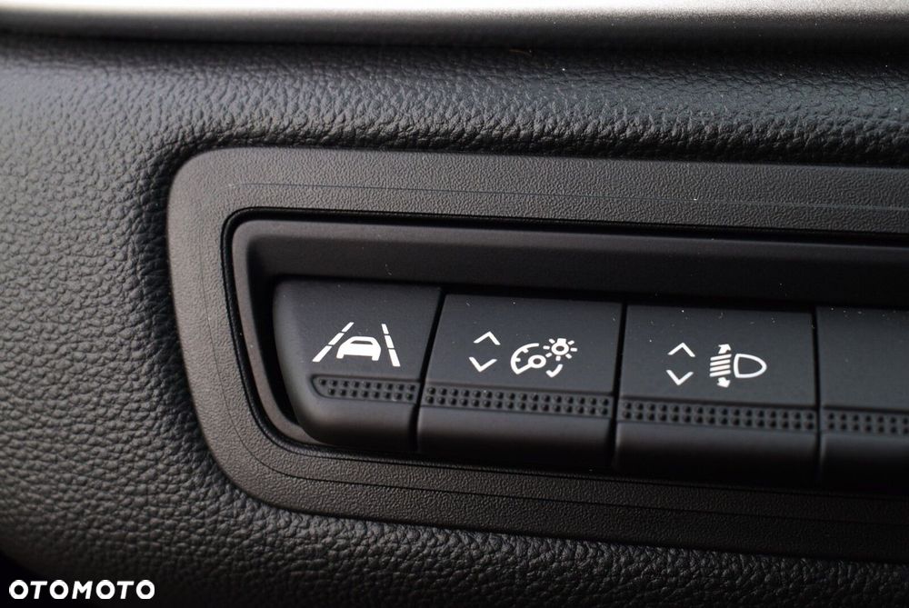 Renault Captur - 29