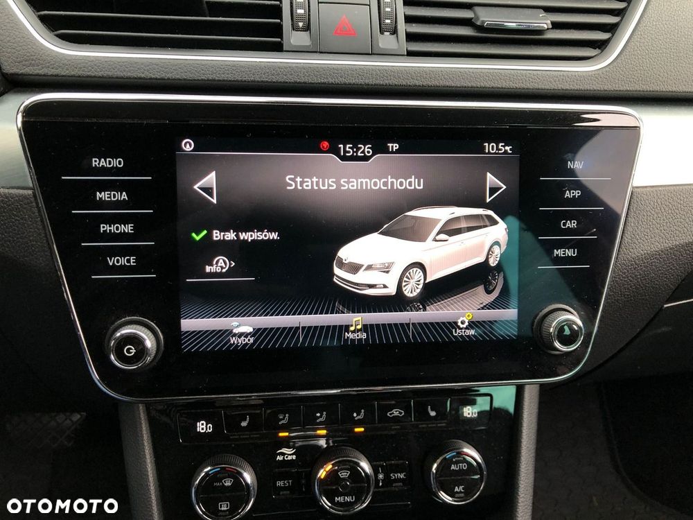 Skoda Superb 2.0 TDI Ambition DSG - 17