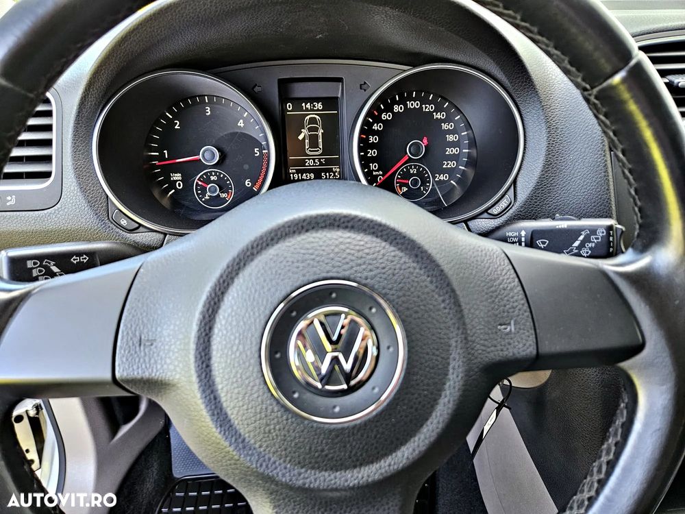 Volkswagen Golf 2.0 TDI DPF Highline - 22