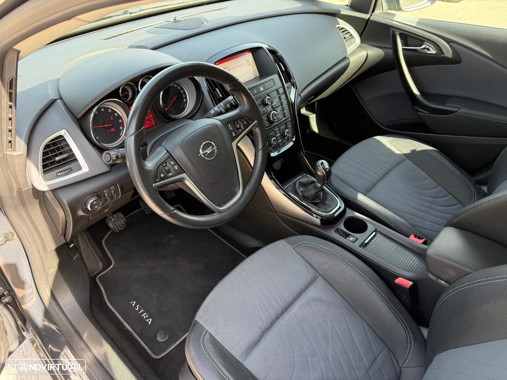 Opel Astra Sports Tourer 1.4 T Sport - 2