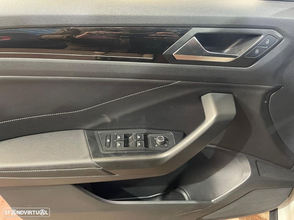 VW T-Roc 1.0 TSI Black Style - 45