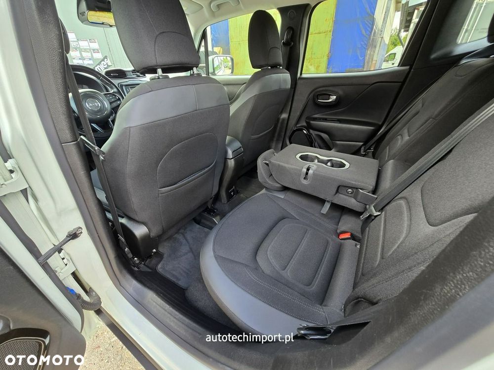 Jeep Renegade - 18