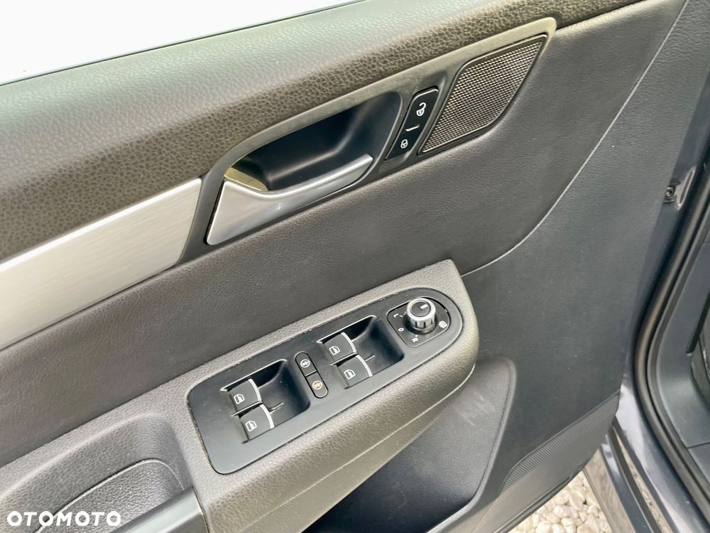 Volkswagen Sharan 2.0 TDI DSG Blue Motion Comfortline - 33